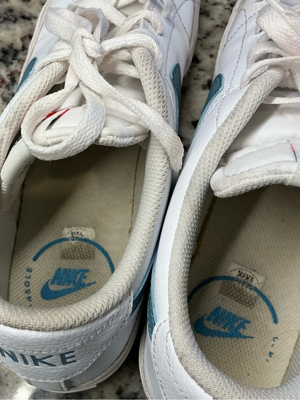 Nike Court Legacy CU4150-104 Men’s Size 10 White Blue Leather Sneakers Casual